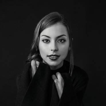 Döbrösi Laura