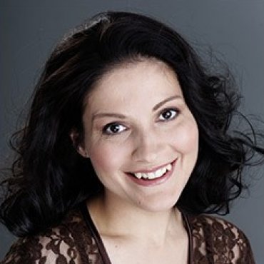 Geszthy Veronika