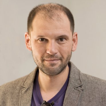 Széles Tamás