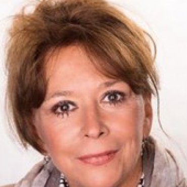 Sztárek Andrea