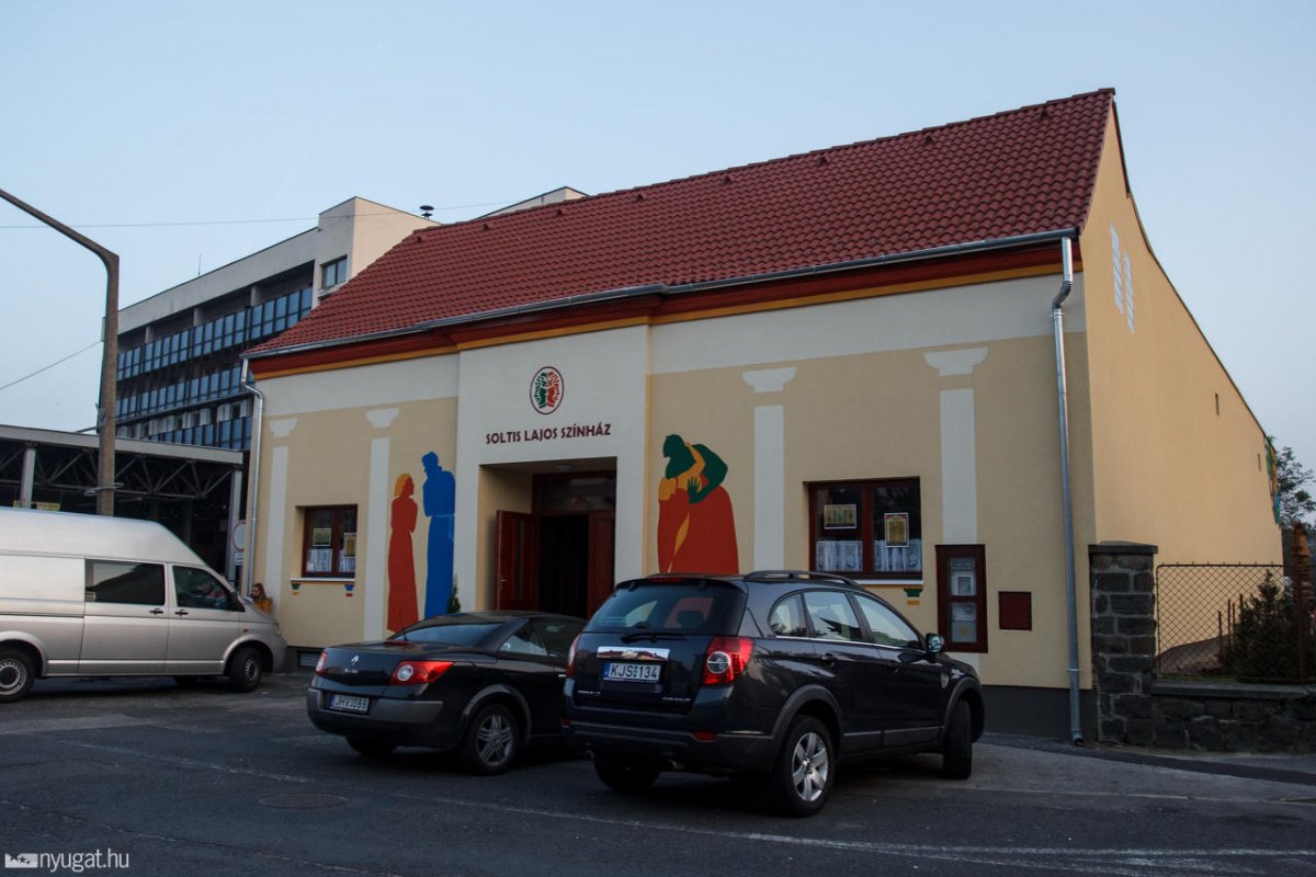 Soltis Lajos Színház