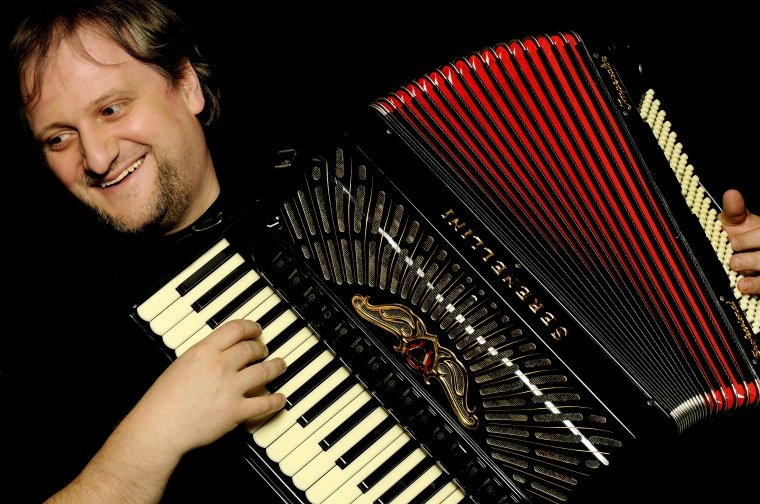 Orosz Zoltán és Barátai