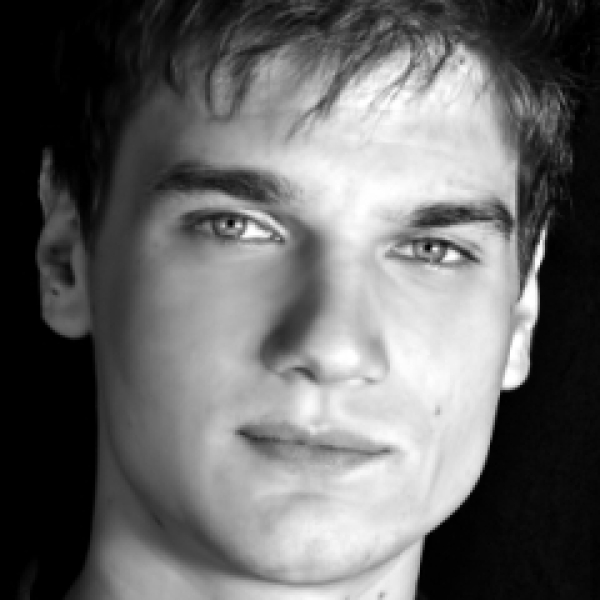 Juhász Levente