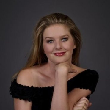 Sárvári Diána