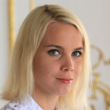 Szécsi Theodóra